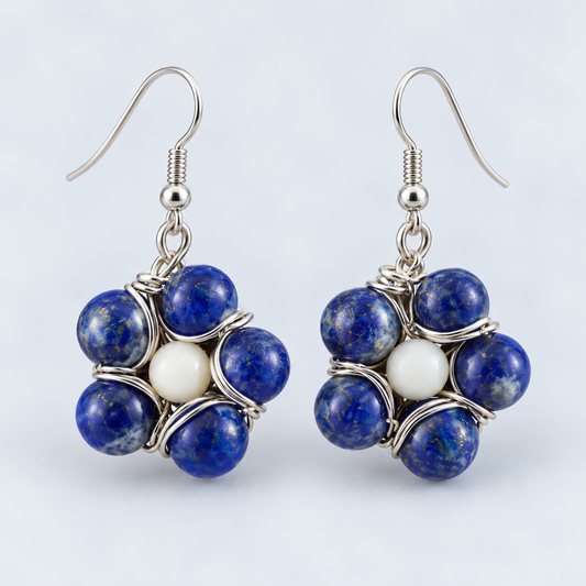 Midnight Bloom – Lapis Lazuli trosjesoorbellen